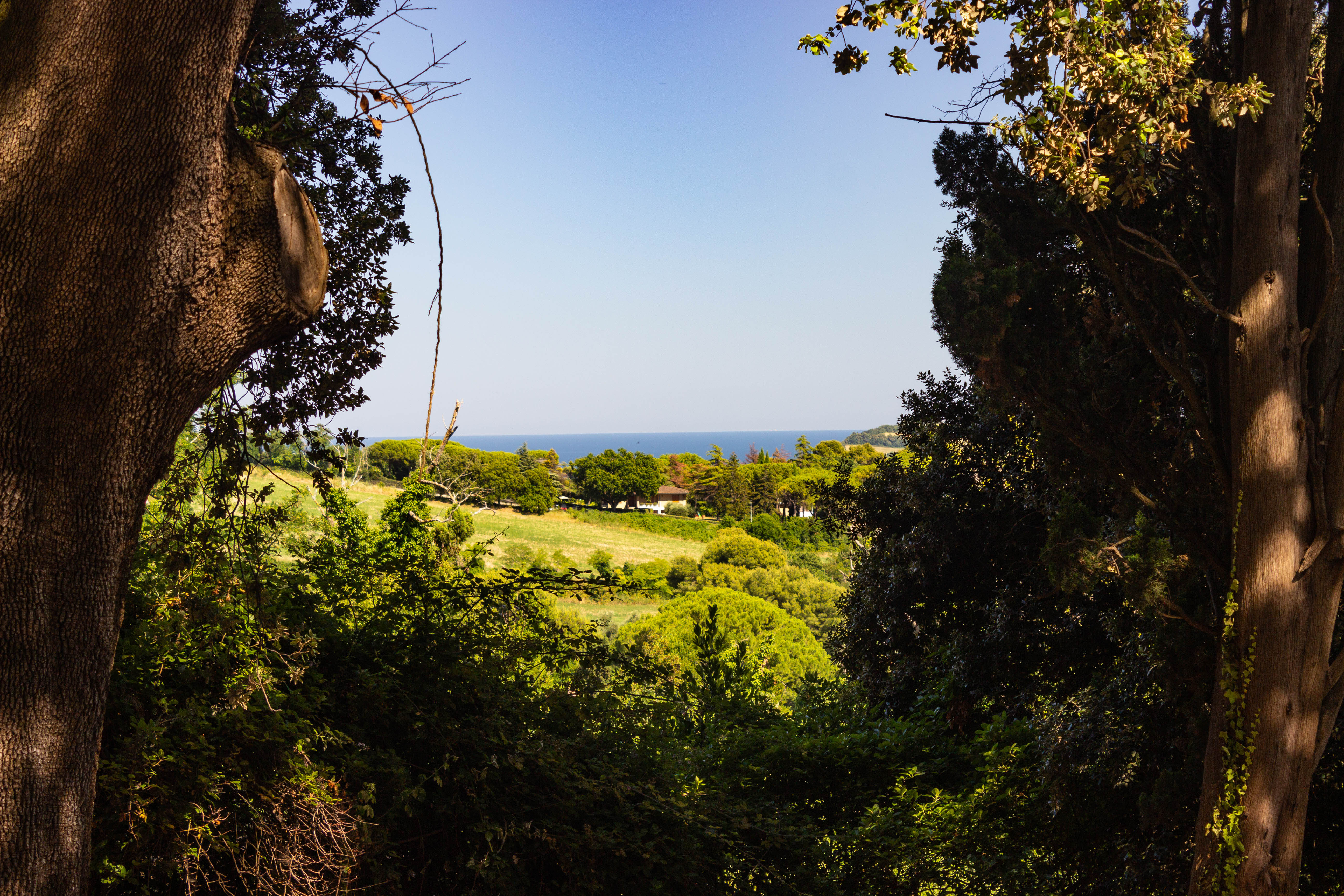 Galleria - Villa Cecchi -Esterno vista mare